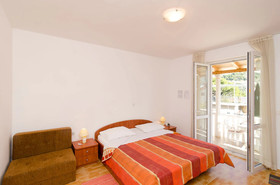 Apartments Kusalo Lapad