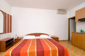 Apartments Kusalo Lapad