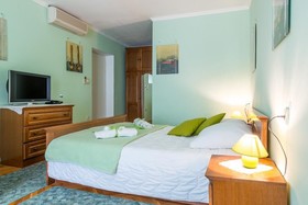 Apartments Lora