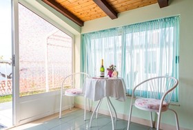 Apartments Lora