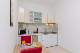 Apartments Maky
