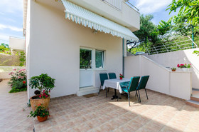 Apartments Mali Paradiso