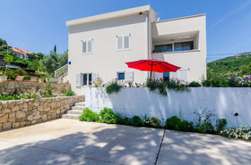 Apartments Maurora