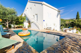 Apartments Maurora