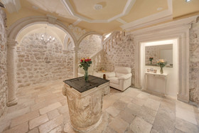 Palmotta Palace