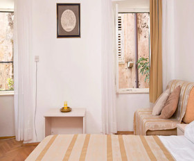 Apartments Old Town Economy