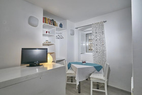 Apartments Old Town Finest