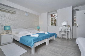 Apartments Old Town Finest