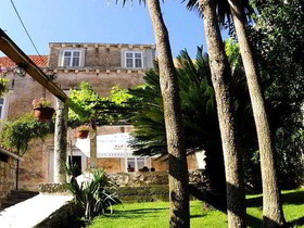 Orka Apartments