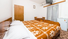 Apartments Perovic