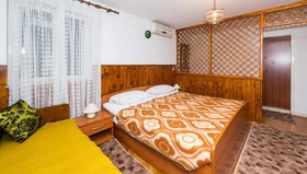 Apartments Perovic
