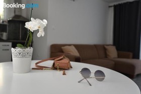 Apartments Pralas