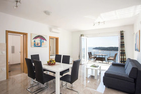 Apartments Villa Ari