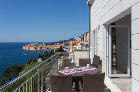 Apartments Villa Ari