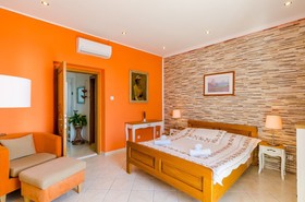 Apartments Villa Ari