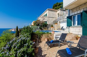 Apartments Villa Ari
