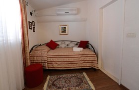 Bed&Breakfast Villa Flora