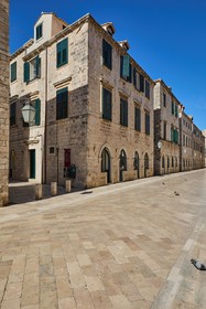 Bota Palace