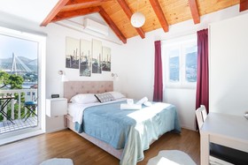 Cosmai Residence