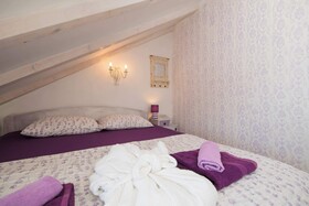 Guest House Gugily