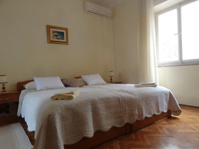 Heart of the City Apartments