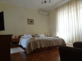 Heart of the City Apartments