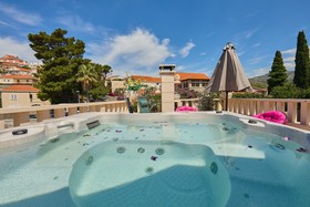 Heavenly Holiday Home