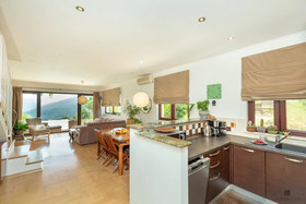Hedera Estate House Hedera