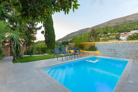 Hedera Estate - Villa Hedera