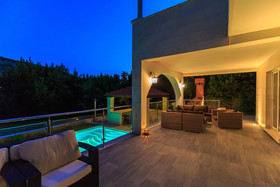 Hedera Estate Villa Hedera X