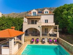 Hedera Estate Villa Hedera X