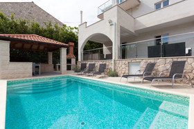 Hedera Estate Villa Hedera X