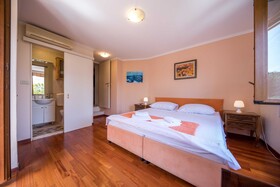 Holiday Home Lapad Beach Royal