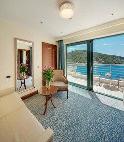 Hotel MORE