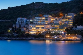 Hotel MORE