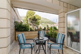 House Apartments Ariva