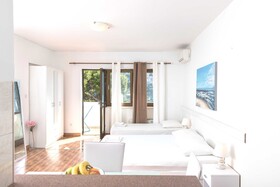 House Apartments Ariva