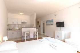 House Apartments Ariva