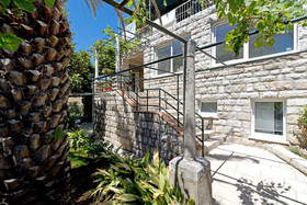 Ida Apartments