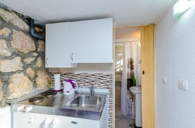 Indy's Beach Apartments