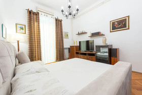 K&L Central Apartments