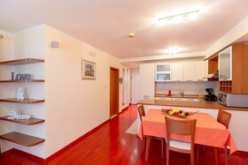 Leona & Borna's Central Lapad Suites