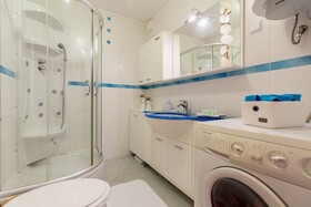 Leona & Borna's Central Lapad Suites