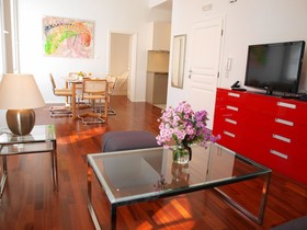 Miro Studio Apartments
