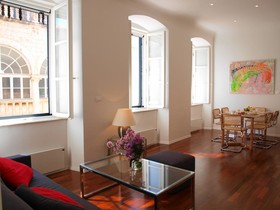 Miro Studio Apartments