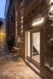 Old Town Apartments U Nikse