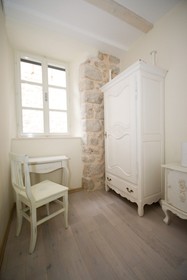 Old Town Ivory Apartments