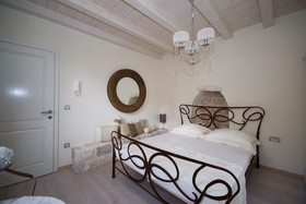 Old Town Ivory Apartments