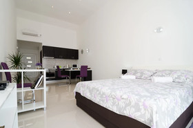 Ploce Apartmani-Luv