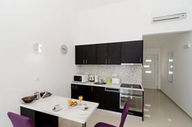 Ploce Apartmani-Luv